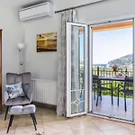 펜션 Glyna House 스코펠로스 타운