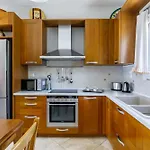 펜션 Glyna House 스코펠로스 타운