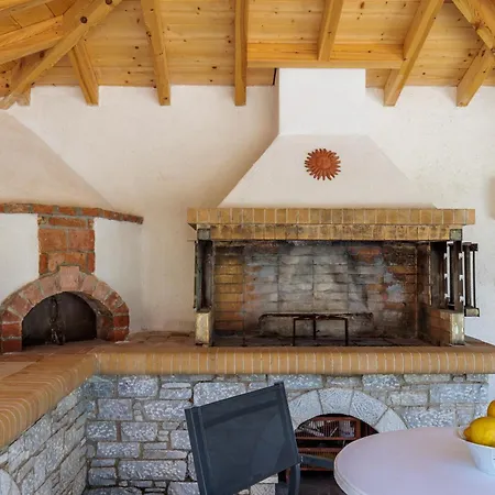 Glyna House Holiday home