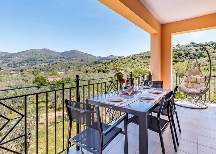 Glyna House Holiday home