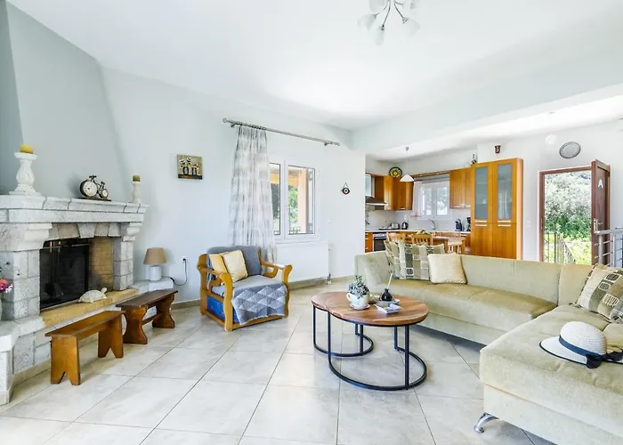 Holiday home Glyna House *